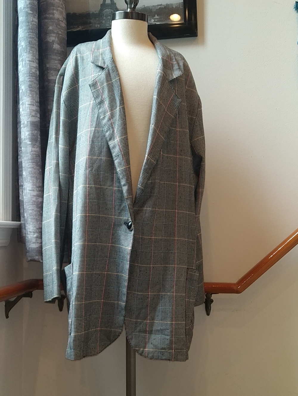 THANX for Clothing Co. Plaid Blazer in Gray & Black Like New